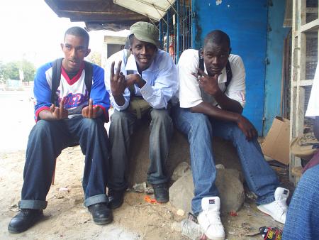 Dév, Joe et moi au milieu
