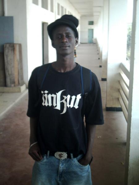 nkut style de Diss: le noir et le blac st kif kif